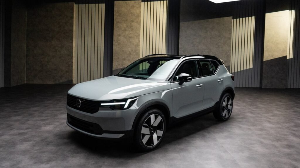 2028 Volvo XC40 Gets Major Refresh, EX40 Exits US