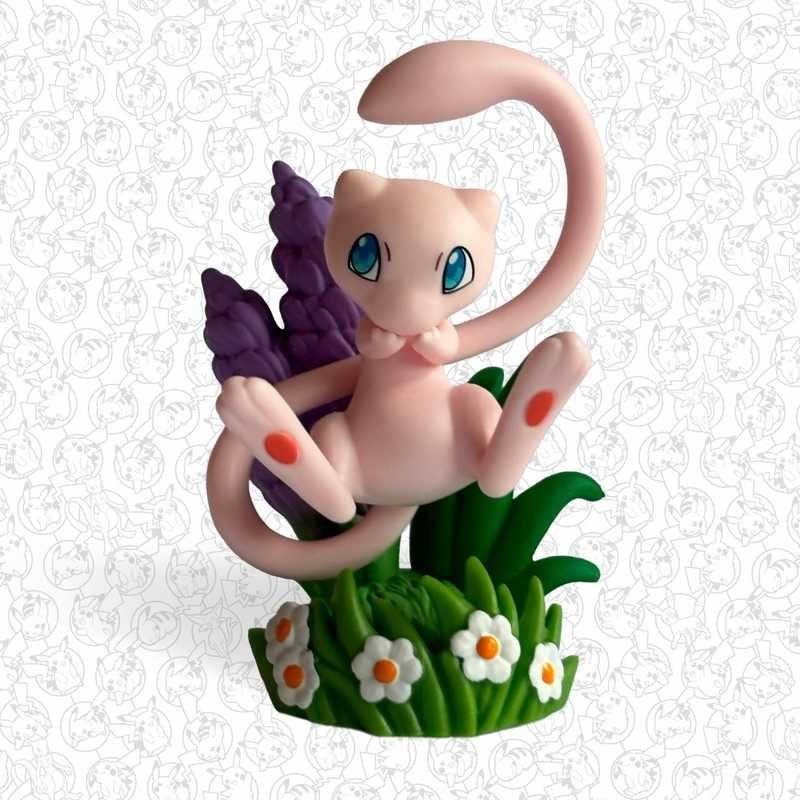 Pokemon Releases New Mew and Mewtwo Figures This November