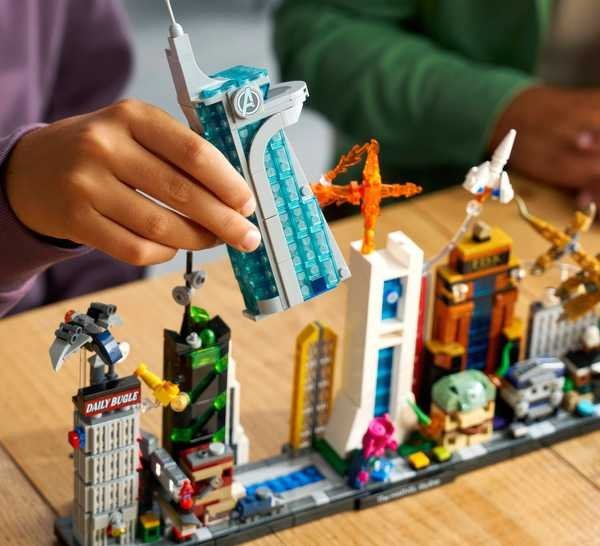 LEGO Reveals $100 Marvel Skyline Set With 14 NYC Buildings