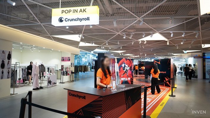 Crunchyroll Opens Seoul Pop-Up Store for Korean Market